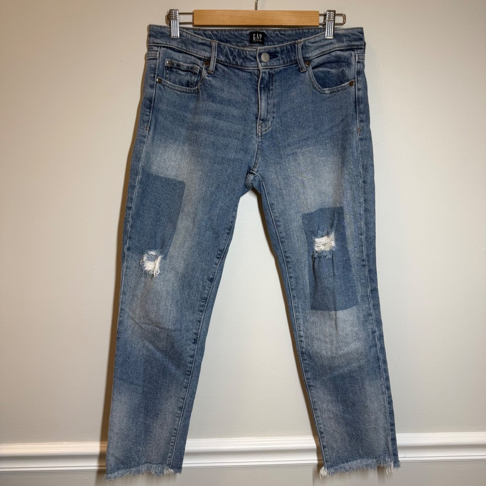 Gap Girlfriend Jeans Womens 27 Distressed Raw Hem Cropped Ankle Medium Wash